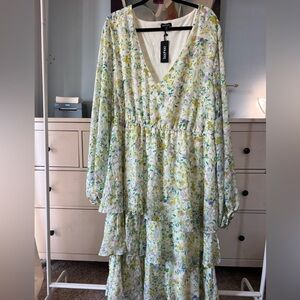 Bohoo Floral Dress Sz 24